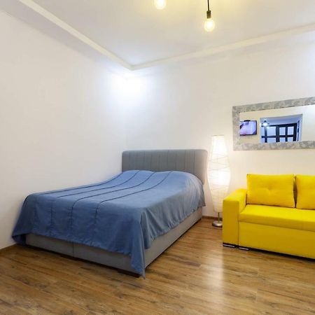 Modern Apartment In The Heart Of Old Τυφλίδα Εξωτερικό φωτογραφία